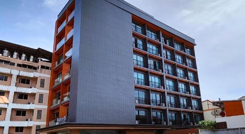 Butterfly Hotel Betong Ban Komo Sip Paet Exterior photo